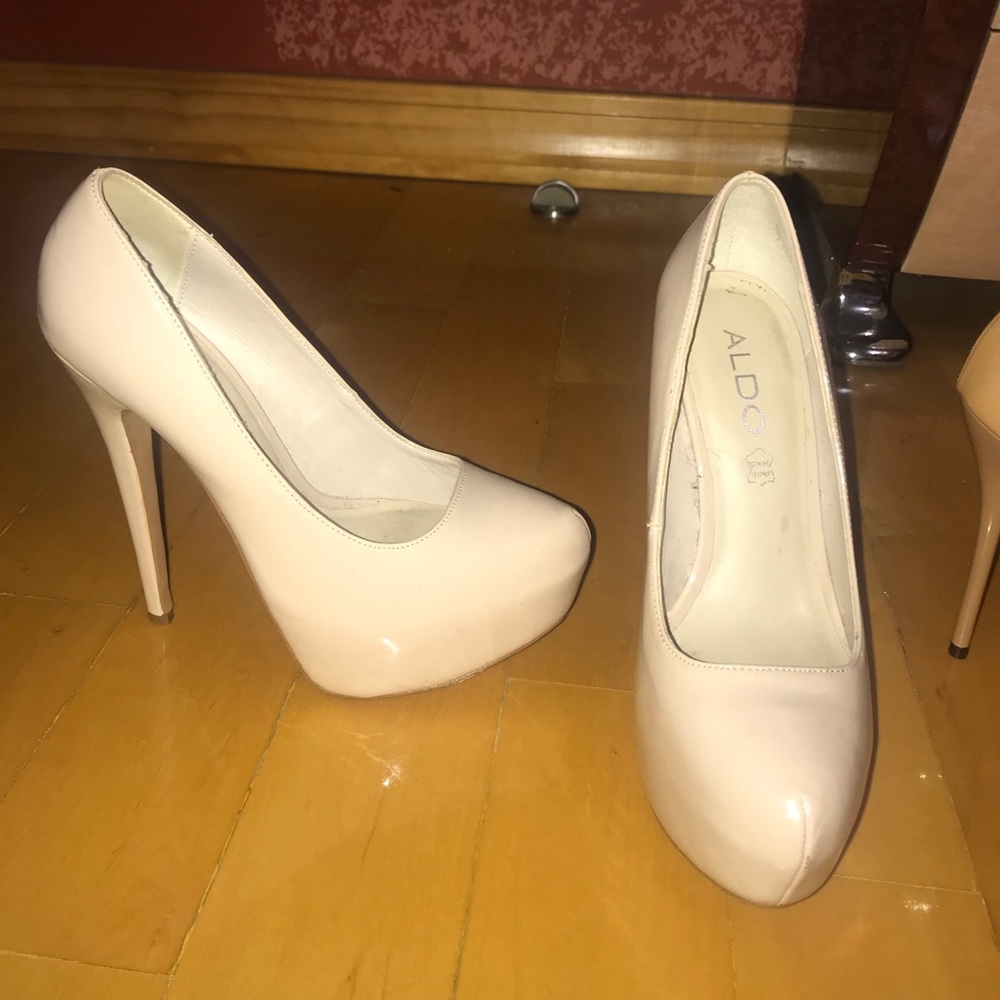 Nude heels